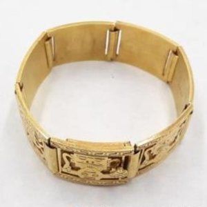 Vintage Mayan design 18k gold bracelet